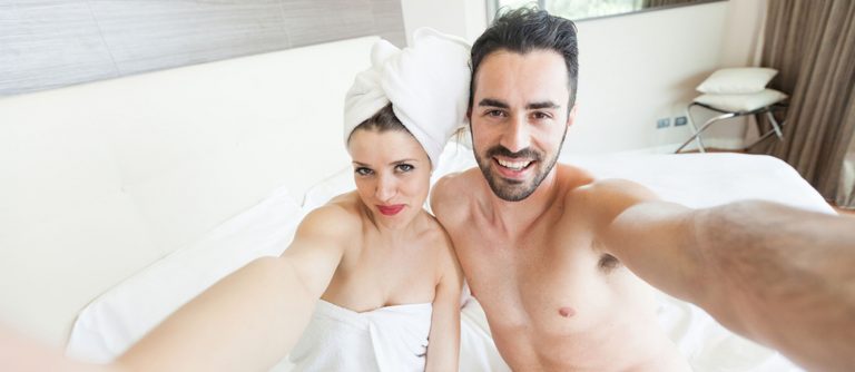 כולנו שואפים לאינטימיות וסיפוק בחיי המין. על ידי טיפול מיני ממוקד ודיסקרטי תוכלו לשפר את המינית, התפקוד המיני והקשר הזוגי.